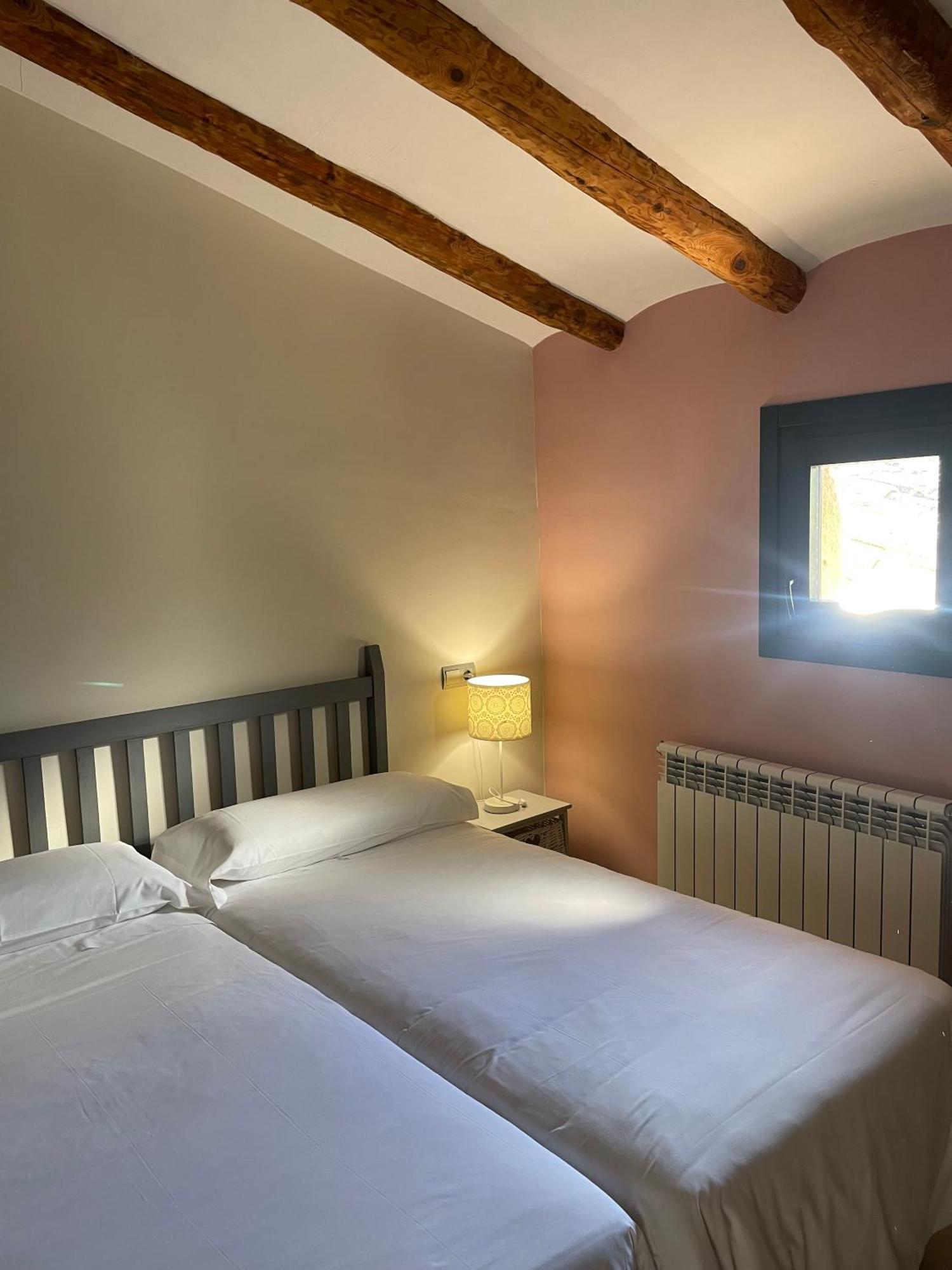 Maset Del Riu Guest House Valderrobres Exterior photo